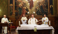 Makó Lajos atya, Bosák Nándor Debrecen-Nyíregyházi Egyházmegye nyugalmazott püspöke, Varga János rektor