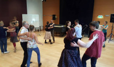 Néptánc oktatás a bécsi egyetemen