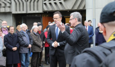 Szíjjártó Péter Tempfli Imrével