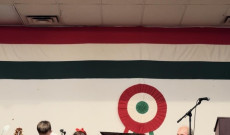 Március 15. Magyar gyermekek előadása