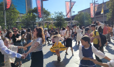 Fergeteges hangulatú flashmob Fergeteges hangulatú flashmob