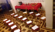 Képes összeállítás és frissítő várta a vendégeket a Magyar Házban