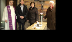 Wels, 2016. február 28. Ég a gyertya a kommunizmus üldözte püspökökért