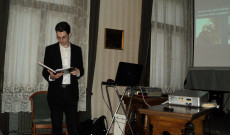 Dombó Dániel karnagy a bécsi előadásán