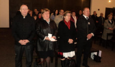 A templomban az alkalomra összegyűlt több mint száz vendég egy része A templomban az alkalomra összegyűlt több mint száz vendég egy része
