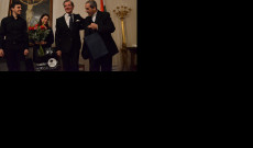 Csodálatos este, gyönyörű előadás volt!