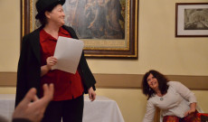 Varga Gabriella Kőrösi-ösztöndíjas a farsangi mulatságot székely humorral színesítette Varga Gabriella Kőrösi-ösztöndíjas a farsangi mulatságot székely humorral színesítette