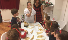 Karácsonyvárás, Tanoda, Chester