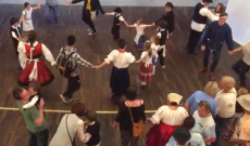 Storyhouse, Chester, Szóló Szőlő Chesteri Tanoda, össztánc