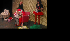 Ajándékosztás Mikulás