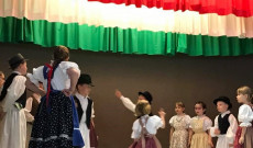 Csárdás Tánccsoport gyermekei