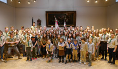 Cserkész vezetők, őrsvezetők, jelöltek és New York-i cserkészek