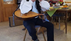 Tóth-Pál Zoltán dorombbal