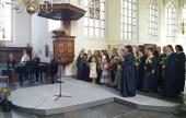 Hágai Magyar Énekkar, Kovács Kata kórusvezető és a Lachegyi testvérek a Huygens fesztiválon Hágai Magyar Énekkar, Kovács Kata kórusvezető és a Lachegyi testvérek a Huygens fesztiválon