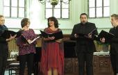 A Hágai Magyar Énekkar szólistái, a „Quintet M” az Uitfestival-on A Hágai Magyar Énekkar szólistái, a „Quintet M” az Uitfestival-on