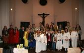 Csoportkép az innsbrucki 79. sz. Dr. Kozma György SJ Cserkészcsapat karácsonyi ifjúsági igeliturgiáján