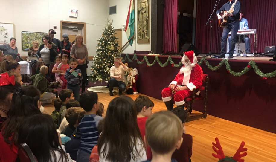 megérkezett a Mikulás