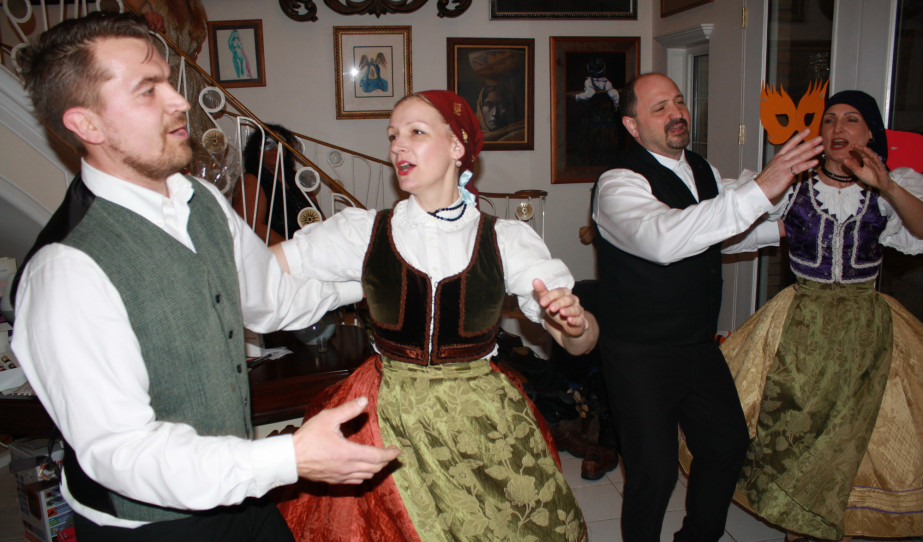 Maros néptáncegyüttes