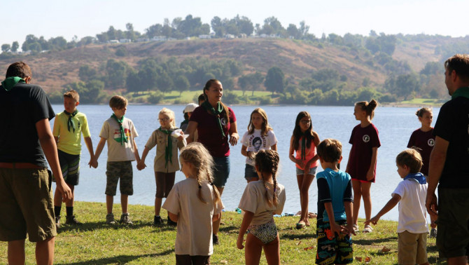 Népi gyermekjáték Népi gyermekjáték