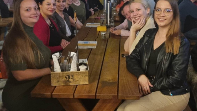 Közös vacsora Aucklandben Közös vacsora Aucklandben