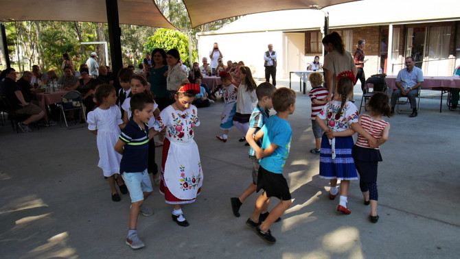 Moldvai tánc Moldvai tánc