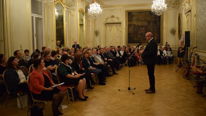 Ünnepi műsor Ünnepi műsor