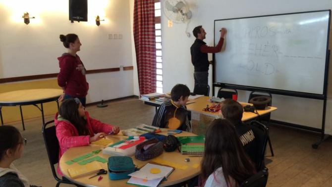 Piros, fehér, zöld Piros, fehér, zöld